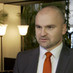 Grudzień miesiącem żniw dla dostawców paczek. Paczkomaty przeżywają szturm