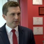 Rosną oszczędności Polaków. Głównie na czarną godzinę