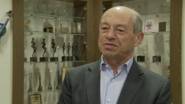 Sprzedaż kosmetyków będzie rosła. Głównie produktów do makijażu i perfum