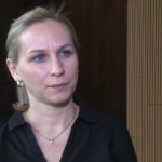 Ministerstwo Administracji i Cyfryzacji ograniczy biurokrację, by przyspieszyć budowę szerokopasmowych łączy w Polsce