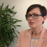 Rośnie liczba wyłudzeń kredytów na fałszywy dowód. Eksperci zalecają zachowanie szczególnej ostrożności w wakacje