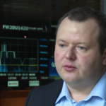 Liczba klientów w biurach podróży rośnie. Korzystają na tym również sklepy wolnocłowe na lotniskach