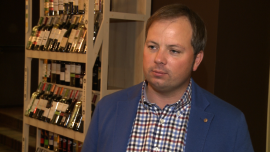 Polacy kupują wino już nie tylko na specjalne okazje. Największą popularnością cieszą się trunki z Nowego Świata i polski cydr