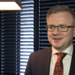 Na rynku dóbr luksusowych najszybciej rośnie segment samochodów luksusowych i premium