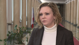 BIZNES, - W tym roku prognozowana wartość luki w VAT wyniesie ok. 42,5 mld zł, czyli 2,5 proc. PKB – wynika z szacunków PwC. Wprawdzie skala wyłudzeń – dzięki wprowadzonym w ostatnim czasie rozwiązaniom – jest mniejsza niż w ubiegłym roku, jednak wciąż jest to poważny problem. Ministerstwo Finansów ostrzega przed procederem karuzeli podatkowej., resort finansów, podatki, vat, MF Na wyłudzeniach podatku VAT budżet traci 30-50 mld zł rocznie. Ministerstwo Finansów ostrzega przed przestępstwem karuzelowym BIZNES, resort finansów, podatki, vat, MF- W tym roku prognozowana wartość luki w VAT wyniesie ok. 42,5 mld zł, czyli 2,5 proc. PKB – wynika z szacunków PwC. Wprawdzie skala wyłudzeń – dzięki wprowadzonym w ostatnim czasie rozwiązaniom – jest mniejsza niż w ubiegłym roku, jednak wciąż jest to poważny problem. Ministerstwo Finansów ostrzega przed procederem karuzeli podatkowej.