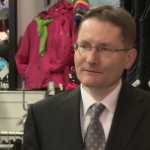 Ze względu na pogodę sklepy sportowe coraz bardziej stawiają na sprzedaż całorocznego asortymentu