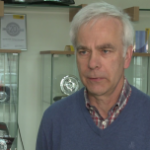 Montowanie dodatkowego oświetlenia w samochodzie może doprowadzić do utraty dowodu rejestracyjnego