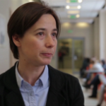 Na emigrację decyduje się coraz więcej specjalistów. Młodzi Polacy wolą pracować za granicą poniżej swoich kwalifikacji, ale za lepsze pieniądze