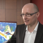 Wprowadzenie przez hipermarkety sprzedaży przez internet podnosi sprzedaż w ich tradycyjnych sklepach