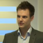 Coraz więcej osób zamawia jedzenie online, ale wciąż popularne są telefoniczne zamówienia