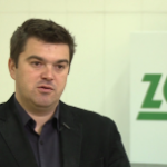 Pracownik powinien sprawdzać, czy pracodawca odprowadza składki do ZUS. Może to robić regularnie przez internet