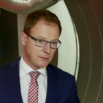 PZL-Świdnik domaga się zamknięcia przetargu na dostawę śmigłowców dla polskiej armii bez wyboru oferty. Eksperci postulują rozpisanie nowego przetargu