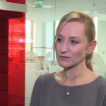 Statystyczny Polak spędza w sieci ponad 70 godzin miesięcznie. Nie każdy potrafi w pełni wykorzystać cyfrowe możliwości