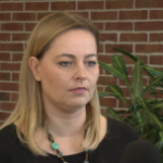 Żarówki o odpowiednich parametrach i właściwe ustawienie reflektorów gwarantują kierowcom dobrą widoczność na drodze i zwiększają bezpieczeństwo