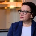 MEN do końca maja ma podjąć decyzję ws. rządowego podręcznika. Wydawcy edukacyjni liczą na większą decyzyjność nauczycieli i rodziców