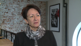 BIZNES, - Konsumenci coraz śmielej płacą kartami i korzystają z płatności online przy użyciu komputera lub smartfona. Odważniejsze w korzystaniu z bezgotówkowych płatności okazują się kobiety. Średnia kwota płatności bezgotówkowej jest coraz niższa, co oznacza, że ta forma staje się coraz bardziej powszechna i ma szansę stopniowo zacząć wypierać z rynku gotówkę., płatności bezgotówkowe, karty kredytowe, m-commerce, e-commerce, Mastercard Polacy coraz chętniej płacą kartami i smartfonami. Zniknęły obawy o bezpieczeństwo transakcji BIZNES, płatności bezgotówkowe, karty kredytowe, m-commerce, e-commerce, Mastercard- Konsumenci coraz śmielej płacą kartami i korzystają z płatności online przy użyciu komputera lub smartfona. Odważniejsze w korzystaniu z bezgotówkowych płatności okazują się kobiety. Średnia kwota płatności bezgotówkowej jest coraz niższa, co oznacza, że ta forma staje się coraz bardziej powszechna i ma szansę stopniowo zacząć wypierać z rynku gotówkę.