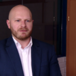 Wakacje to okres żniw dla złodziei. Na ich celowniku są karty płatnicze, smartfony i dokumenty tożsamości