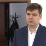 Trzy czwarte studentów uważa, że w rozpoczęciu kariery pomogą im znajomości. Większość zamierza wyjechać za granicę lub rozważa taką możliwość