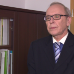 Praca podczas zwolnienia lekarskiego może skutkować odebraniem prawa do zasiłku. Może też uzasadniać zwolnienie dyscyplinarne