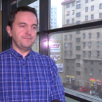 Błędy językowe najbardziej irytujące w komunikacji firm na Facebooku. Drażnią też nietrafione żarty