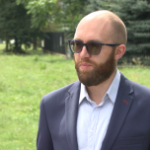 Niedobór informatyków będzie odczuwalny jeszcze przez kilka lat. Rozwiązaniem mogą być kursy programistyczne dla pracowników innych działów