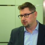 Do 2020 roku ma powstać kilka tysięcy stacji ładowania aut elektrycznych. Są już dostępne polskie rozwiązania umożliwiające rozliczanie takiej usługi