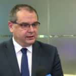 Za 10 lat Polacy będą korzystać z usług banku za pomocą robotów, a bankowość przeniesie się do smartfonów