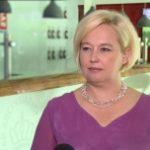 Polacy przestawiają się na droższe piwa. Coraz częściej bez alkoholu