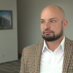 Freelancerzy i menadżerowie wyższego szczebla szczególnie narażeni na pracoholizm. To grozi wypaleniem zawodowym i problemami zdrowotnymi