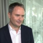 Wysokie koszty dostaw przesyłek hamują rozwój handlu w sieci. Allegro postanowiło na stałe wprowadzić darmowe przesyłki i zwroty