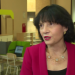 Twarde krzesła, stare ławki i małe przestrzenie to standard w polskich szkołach. Rząd przeznaczy na ich wymianę 100 mln zł