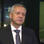 Rodzice nie są świadomi cyberzagrożeń czyhających na dzieci. Odcinanie dzieci od internetu ich nie ochroni