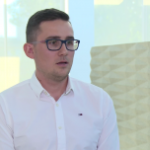 Usługi głosowe coraz popularniejsze w sektorze finansowym. Konsumenci już dokonują w ten sposób przelewów