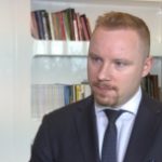 Podwyżki płac dla części pracowników oznaczają wejście w drugi próg podatkowy. Podatek można zmniejszyć dzięki oszczędnościom na emeryturę