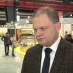 Polacy konsumują ok. 30 kg drobiu rocznie. Branża drobiarska walczy ze szkodliwymi mitami