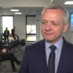 Już 96 proc. nastolatków codziennie łączy się z internetem. W sieci spędzają średnio ponad 4 godziny dziennie