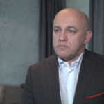 Nawet 75 proc. Polaków raz w tygodniu styka się z fake newsami. Pogłębiają one podziały w społeczeństwie