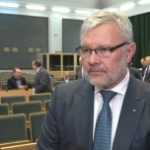 W. Warski: Obecnie państwo nadmiernie ingeruje w gospodarkę. Jego rolą powinno być przygotowanie się na koniec dobrej koniunktury