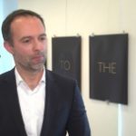 80 proc. klientów deklaruje gotowość do zakupu auta online. Wciąż jednak decydująca jest wizyta w salonie sprzedaży