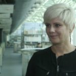 Taśmowe oglądanie seriali staje się coraz częstsze. Korzystają na tym platformy internetowe