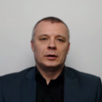 Złoty w najbliższych miesiącach nadal będzie się osłabiał względem głównych walut. W ciągu półtora roku powinien jednak wrócić do neutralnych poziomów