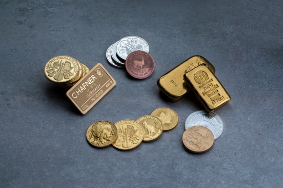 Niezwykłe fakty o złocie, które budują jego legendę LIFESTYLE, Finanse - Od wieków rozpala wyobraźnię, jest elementem pożądania, a jego posiadanie dla wielu osób stanowi synonim luksusu. Jak powstało złoto? Czemu jest tak popularne? Czy może się kiedyś skończyć?