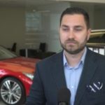 Nastroje klientów na rynku motoryzacyjnym stopniowo się poprawiają. Powrót do normalności może potrwać nawet dwa lata