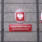 UKE w ekspresowym tempie rozstrzygnął przetarg na obsługę prawną aukcji 5G. Wynik budzi wątpliwości