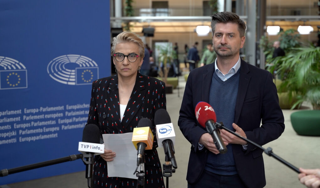 Konferencja europosłów Nowej Lewicy ws. uchylenia immunitetu Grzegorza Brauna – 6 maja 2025 r. [surówka]