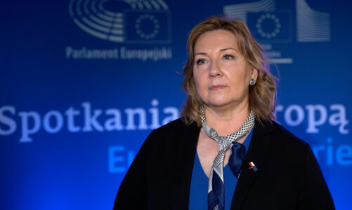 Zaufanie do UE deklaruje 58 proc. Polaków. Większość Europejczyków postrzega ją jako stabilne miejsce na tle niespokojnego świata