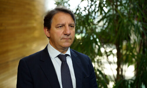 Po latach spadków szara strefa tytoniowa w Polsce rośnie. Radykalne podwyżki akcyzy mogą przyspieszyć wzrost nielegalnego rynku