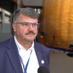 M. Wąsik: Napływ nielegalnych migrantów zagrożeniem dla granicy strefy Schengen. Potrzebne są walka z przemytnikami i twarda obrona granic