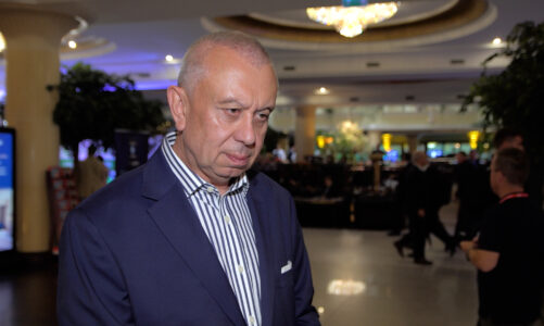 Wejściu systemu kaucyjnego towarzyszą obawy i krytyka. Dotyczą głównie kwestii opłat i poziomu zbiórek